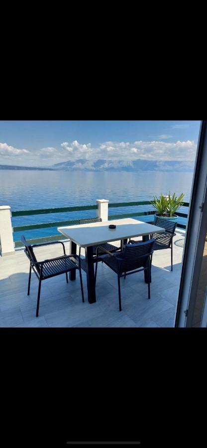 Beach House Zecja Poljica  المظهر الخارجي الصورة